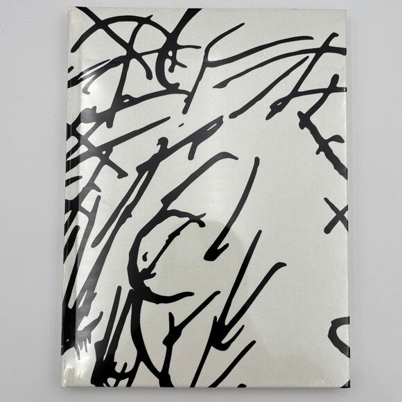Kaws Mans Best Friend Art Exhibit Honor Fraser Book SEALED Snoopy Coffee Table - Picture 1 of 5